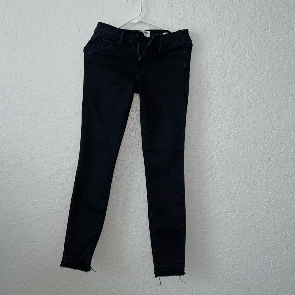Frame Le Skinny de Jeanne Raw Stagger Hem Jeans - 26